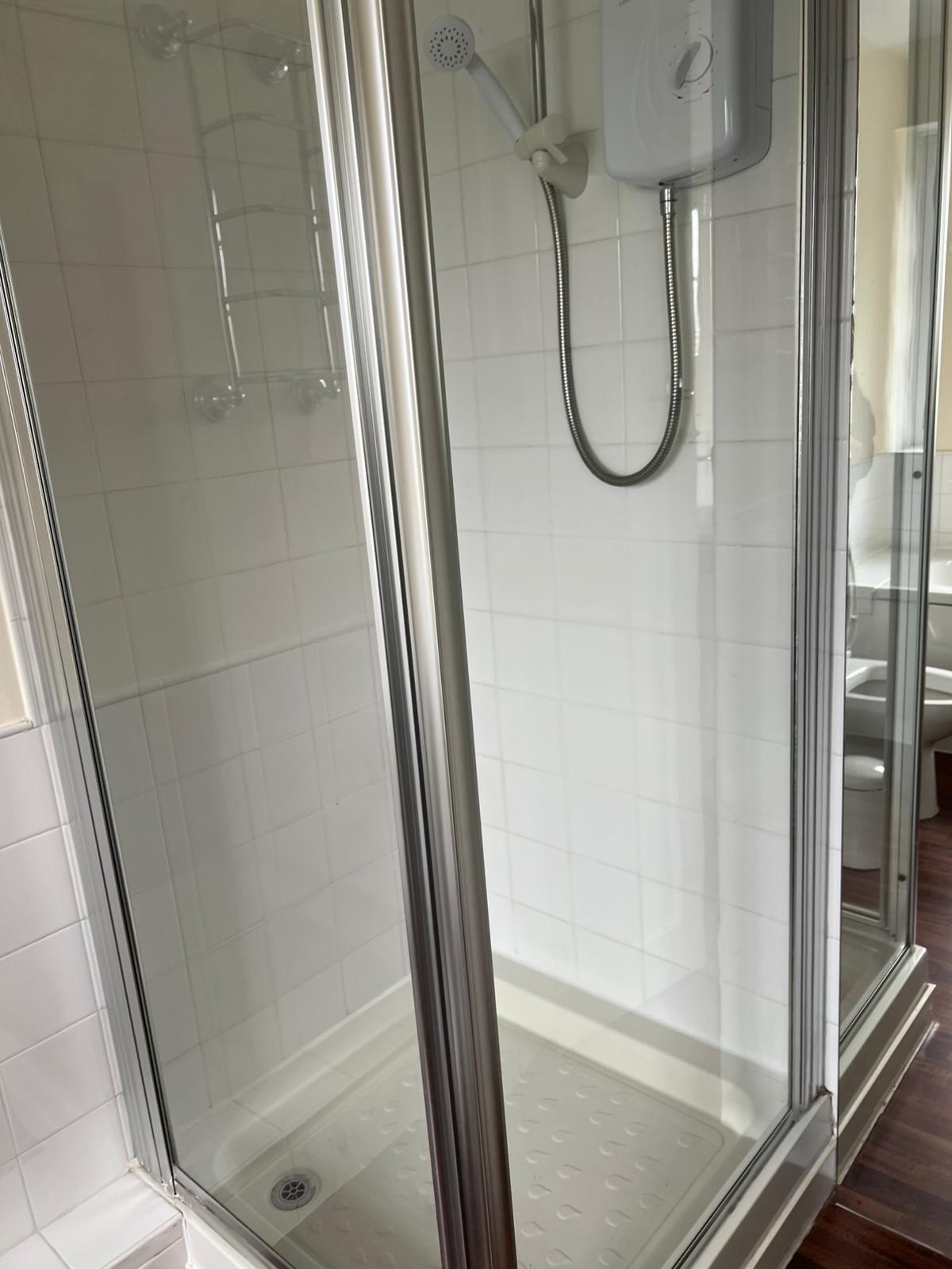 washroom cleaning